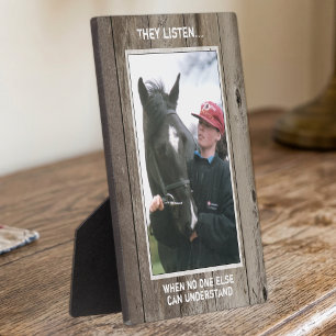 Reitfreund aus dunklem Holz mit Foto Fotoplatte