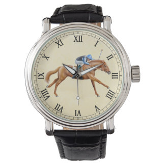 Reitpferde Pferderennbahn Beobachterin Armbanduhr
