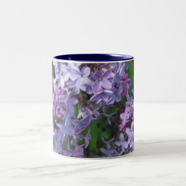 reizende Flieder Zweifarbige Tasse (Mittel)