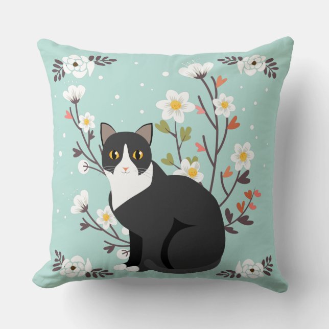 Reizende Tuxedo-Katze im Blumenthrow-Kissen Kissen (Vorderseite)