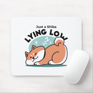 Relaxte Shiba Inu Art: Nur eine Shiba, die niedrig Mousepad