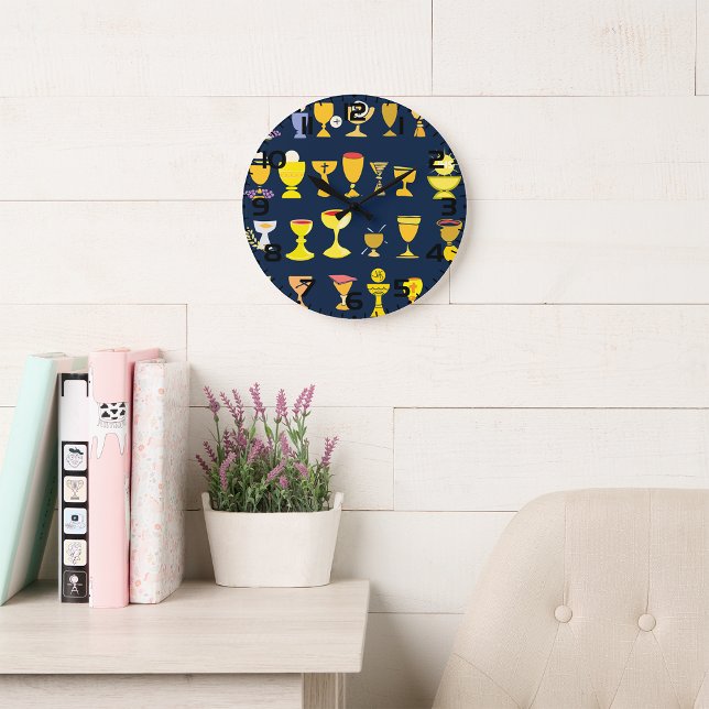 Religiöse Chalices Große Wanduhr (Von Creator hochgeladen)