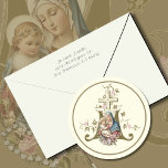 Religiöse Jungfrau Mary Jesus Marian Cross Runder Aufkleber<br><div class="desc">Dieser wunderschön gestaltete katholische Umschlag Aufkleber zeichnet sich durch ein zartes Bild der gesegneten Jungfrau Maria, die den Jesus Christus hält, mit einem eleganten Kreuz und Efeu im Hintergrund aus. Dieses traditionelle katholische Siegel ist ideal geeignet, um Ihren Briefen, Karten oder Einladungen eine Touch von Ehrfurcht und Hingabe hinzuzufügen. Es...</div>