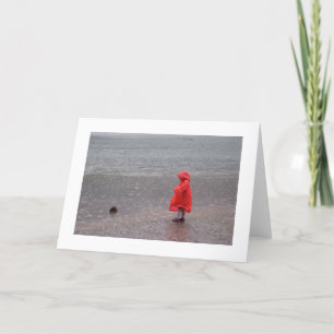 Remerciements Enfant avec imperméable rouge dans la carte de rem