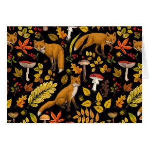 Renard d'automne sur noir