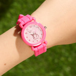 Rentierschneebedeckte Rentiere personalisiert Armbanduhr<br><div class="desc">elegante Rosa-Glitzer-Rentiere personalisiert schneebedeckten Blick</div>