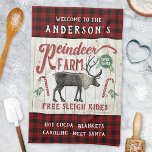 Rentierzucht Rustikaler Vintager Bauernhof Individ Geschirrtuch<br><div class="desc">Dekorieren Sie Ihre Zuhause zu Weihnachten mit diesem personalisierten Küchentuch für Rentiere. Auf diesem Vintag aussehenden Schild steht: "Willkommen auf der (Ihr Name) Rentierfarm / Familienbetrieb / Freie Schlittenfahrten / Hot Cocoa - Decken - Caroling - Meet Santa." Der gesamte Text kann über die einfachen Vorlagen mit Ausnahme der "Rentierfarm"...</div>