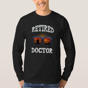 Rentnerin Krankenschwester im Ruhestand Rentner T-Shirt