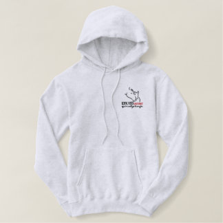 Reparierter bestickter Kapuzenpullover