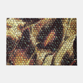 Reptilien der Haut mit gelblichen und dunklen Flec Fußmatte