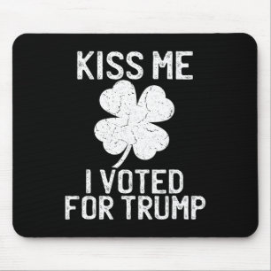 Republikanisches St. Patricks Day Shirt Küss mich, Mousepad