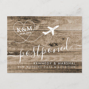 Rescheduldsstrand Wedding Rustic Wood Board Ankündigungspostkarte