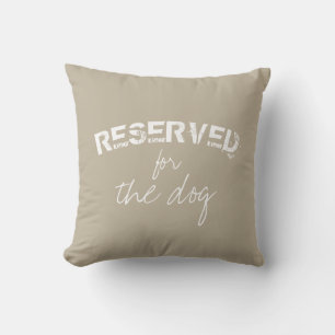 réservé à la citation chien coussin beige et blanc