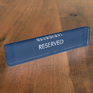 Reserviert, anpassen, Namenstext ändern weiß Namensplakette