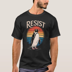 Resist Pinguin für aktivistische Umweltschützer T-Shirt