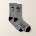 Respect The Stache funny large sport socks for men Socken<br><div class="desc">Respect The Stache funny sport socks for men. Humorous quote for guys with mustache. Add your own custom name or monogram letters to make a unique pair of socks. Cool Birthday or Christmas Holiday gift idea for him. Gray or custom background color. Fun present for brother, husband, boyfriend, son, grandfather,...</div>