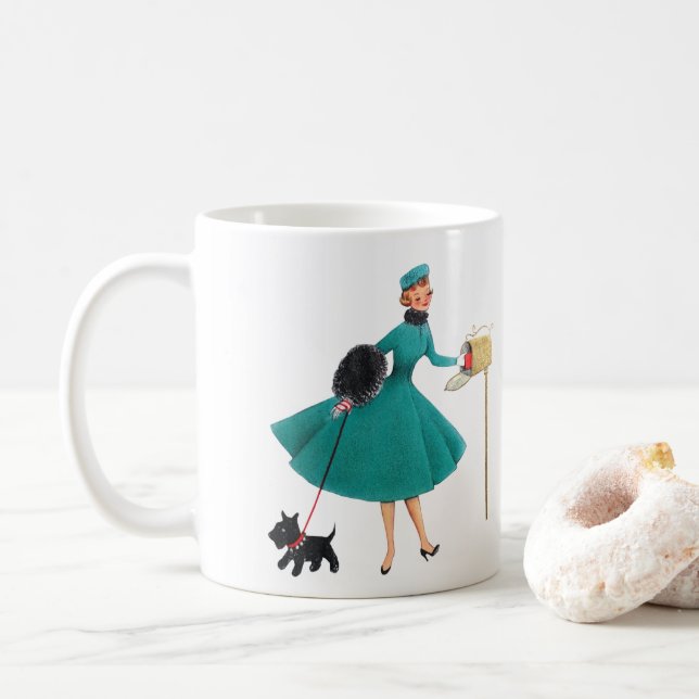 Retro 1950er Weihnachtsmädchen & Hund Kaffeetasse (Mit Donut)