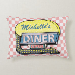 Retro-50er-Jahre-Diner-Schild Rosa Karo personalis Zierkissen