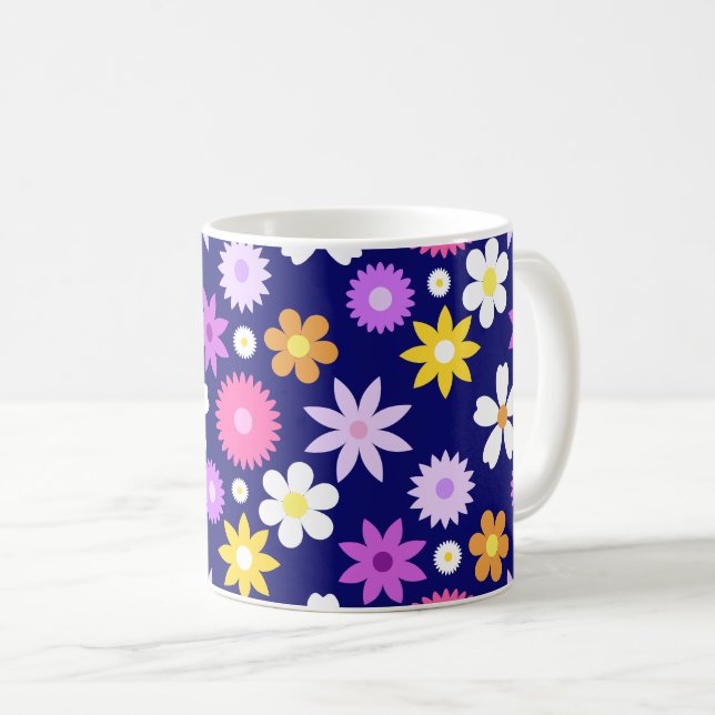 Retro 70er Style Blume Big Patches auf Dunkelblau Kaffeetasse (VorderseiteRechts)