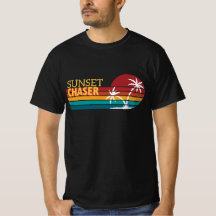 Retro 80er Sonnenuntergangs-Jäger Tropische Palmen