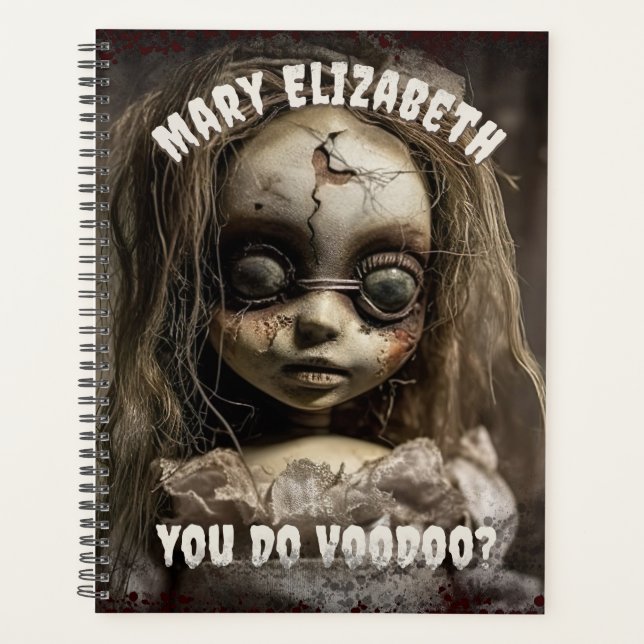 Rétro 80s Horreur Haunted Voodoo Doll Planner (Devant)
