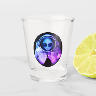 Retro Alien Astronaut Schnapsglas