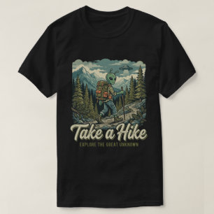 Retro-Alien-Bigfoot-Outdoor-Ausrüstung T-Shirt