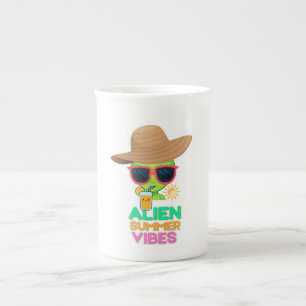 Retro-Alien-Sommerstrand-Vibes Prozellantasse