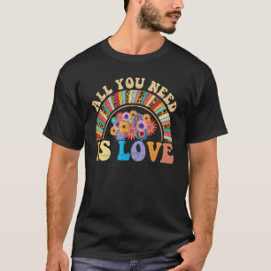 Retro Alles, was Sie brauchen, ist Liebe Regenboge T-Shirt