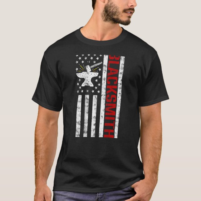 Retro American Flag Schmiedemarken Blacksmith Flag T-Shirt (Vorderseite)