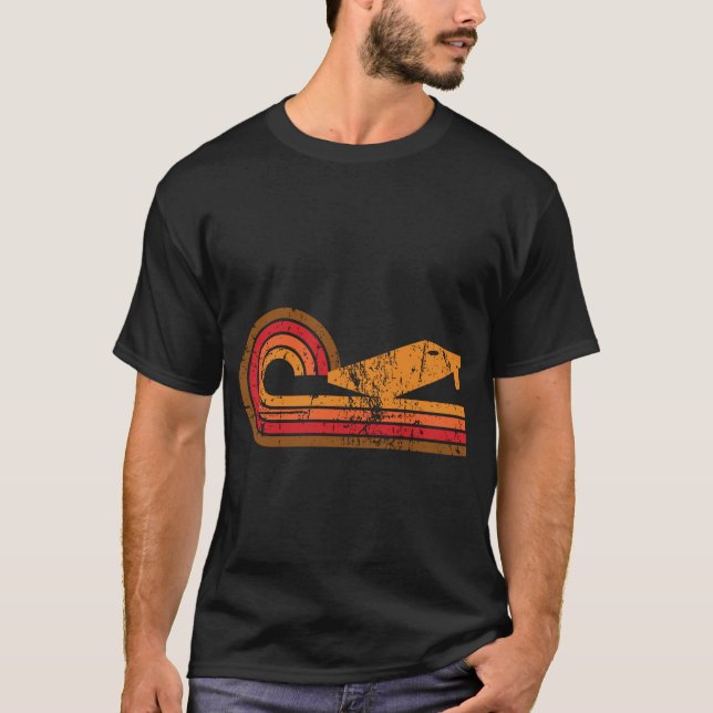 Retro Art Cornhole Brett-Silhouette Cornhole T-Shirt (Vorderseite)