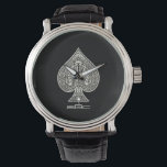Retro Artistic Poker Ace of Spades Personalisiert Armbanduhr<br><div class="desc">Für Ihre coolen Poker Liebhaber oder für alle,  die ein gotisches,  punk oder rockabilly Aussehen suchen. Löschen Sie die Personalisierung der Initialen,  wenn Sie sie lieber ohne sie haben möchten. Danke fürs Betrachten.</div>
