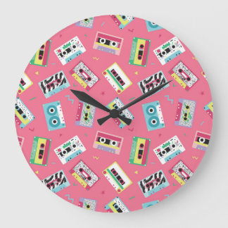 Retro Audio Tapes: 80er Style. Große Wanduhr