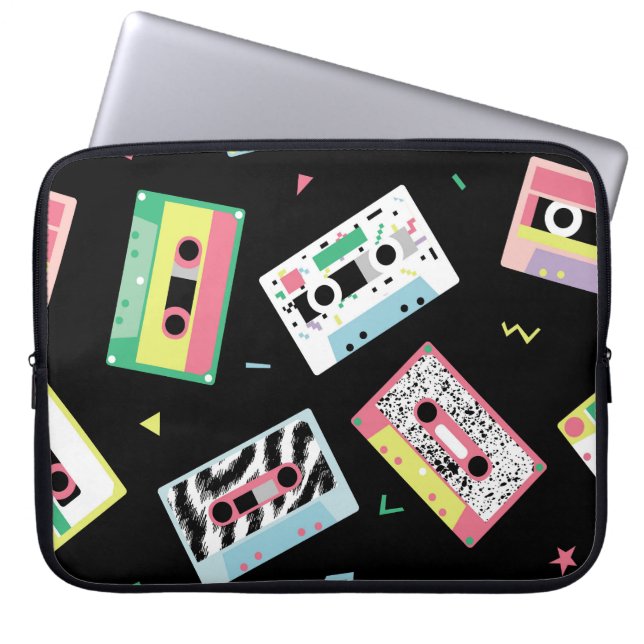 Retro-Audiobänder, 80er-Stil-Muster. Laptopschutzhülle (Vorderseite)