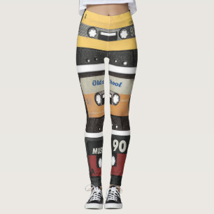 Retro-Audiokassette, abgeschiedener Hintergrund. Leggings