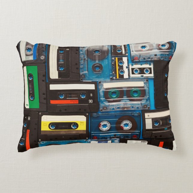 Retro-Audiokassetten Dekokissen (Vorderseite)