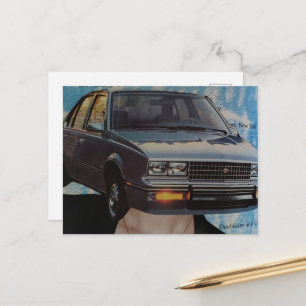 Retro-Auto mit Frauenkopf-Collage Postkarte