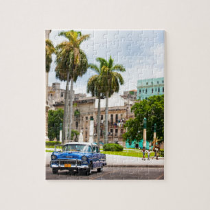 Retro-Autos auf der Havanna-Straße