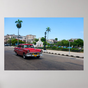Retro-Autos auf der Straße von Havanna Poster