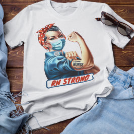Retro Badass Nurse | Geschenke für Krankenpfleger T-Shirt