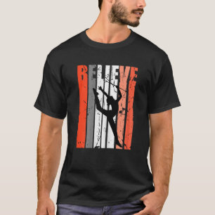 Retro Baton Twirling glaubt an rhythmische Gymnast T-Shirt