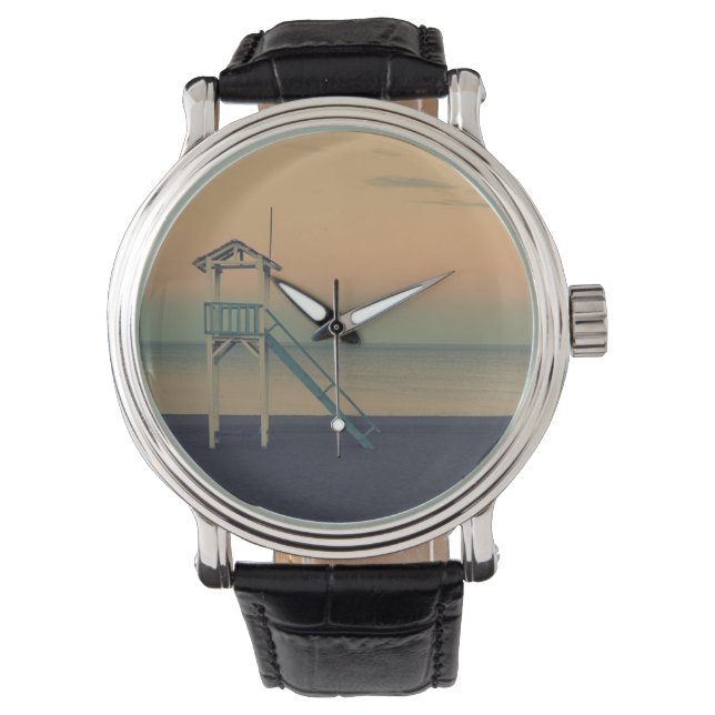 Retro Beach Lifeguard Tower Sunset Armbanduhr (Vorderseite)