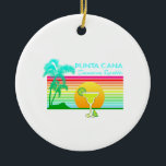 Retro Beach Punta Cana Margarita Keramik Ornament<br><div class="desc">Ein klassisches Retro-Stranddesign mit Sonnenuntergang im Ozean, Margarita und Palmen für Punta Cana in der Dominikanischen Republik. Ein phantastisches Geschenk für jeden karibischen Urlaub.</div>