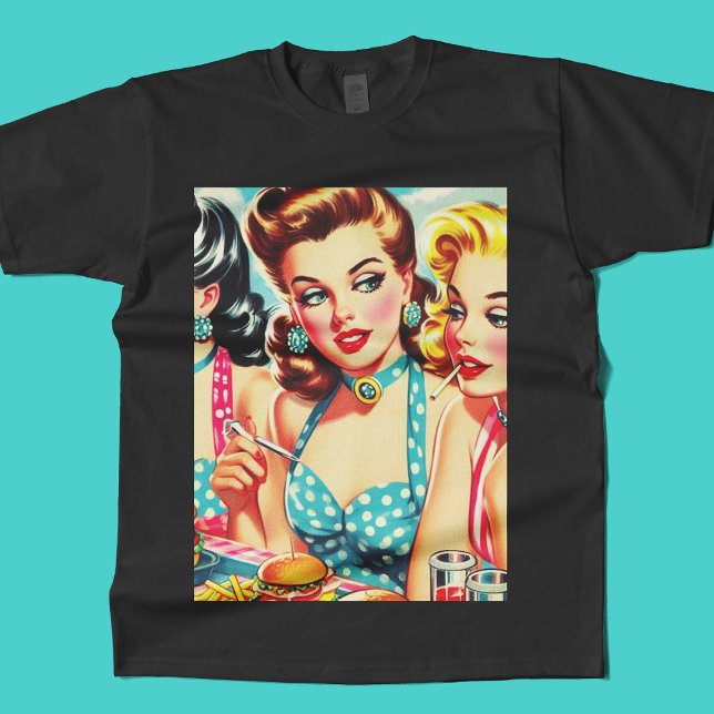 Retro Beauties Button Up T-Shirt (Von Creator hochgeladen)