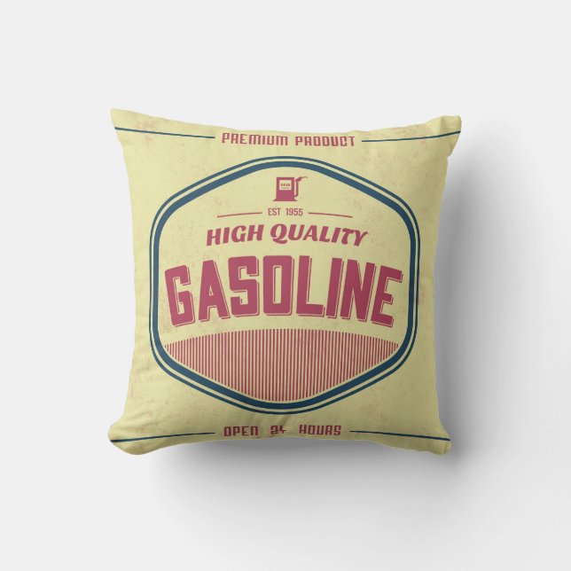 Retro Benzin Label Designer Akzente Kissen (Vorderseite)