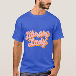 Retro-Bibliotheksdame-Design in Pink-Familie T-Shirt