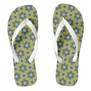 Retro Blue & Black Daisis auf grünem Blumenmuster Flip Flops