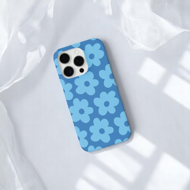Retro Blue Floral Whimsical Preppy Hippie Chic iPhone 16 Pro Hülle (Von Creator hochgeladen)