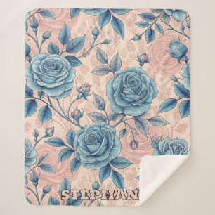 Retro Blue Rose Muster auf weichrosa Hintergrund Sherpadecke