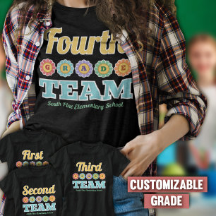 Retro Blume der White Kontur 4. Klasse Teamschule T-Shirt